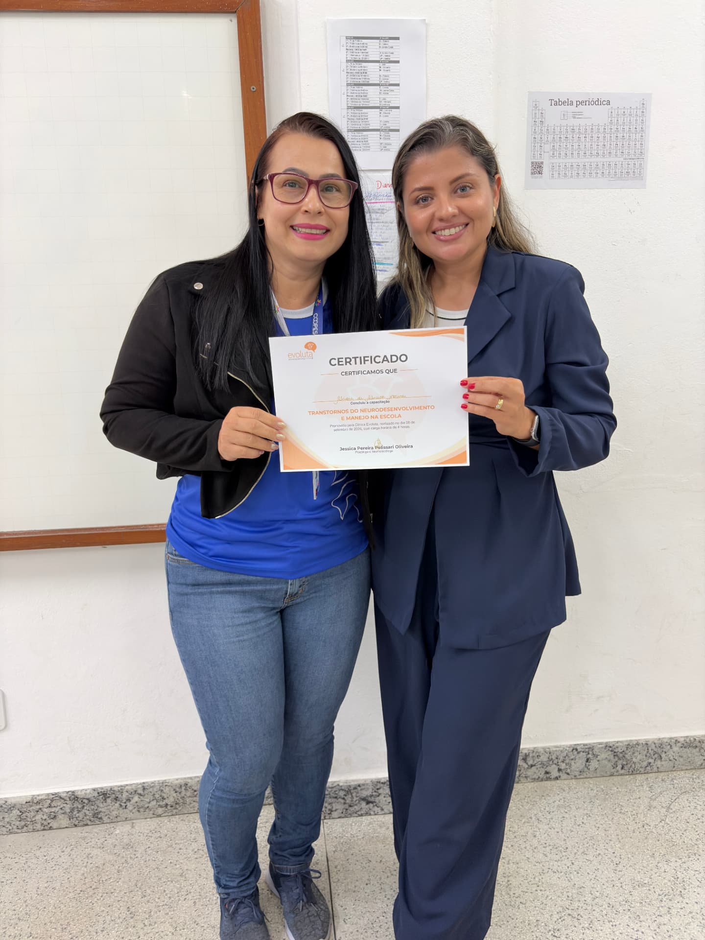 Registro da entrega de certificados da capacitação da COOPESG